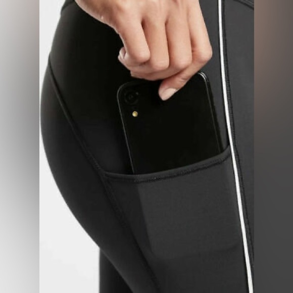 {XXS} Athleta Tailwind Reflective 7/8 Tight in Supersonic Black - Picture 7 of 11